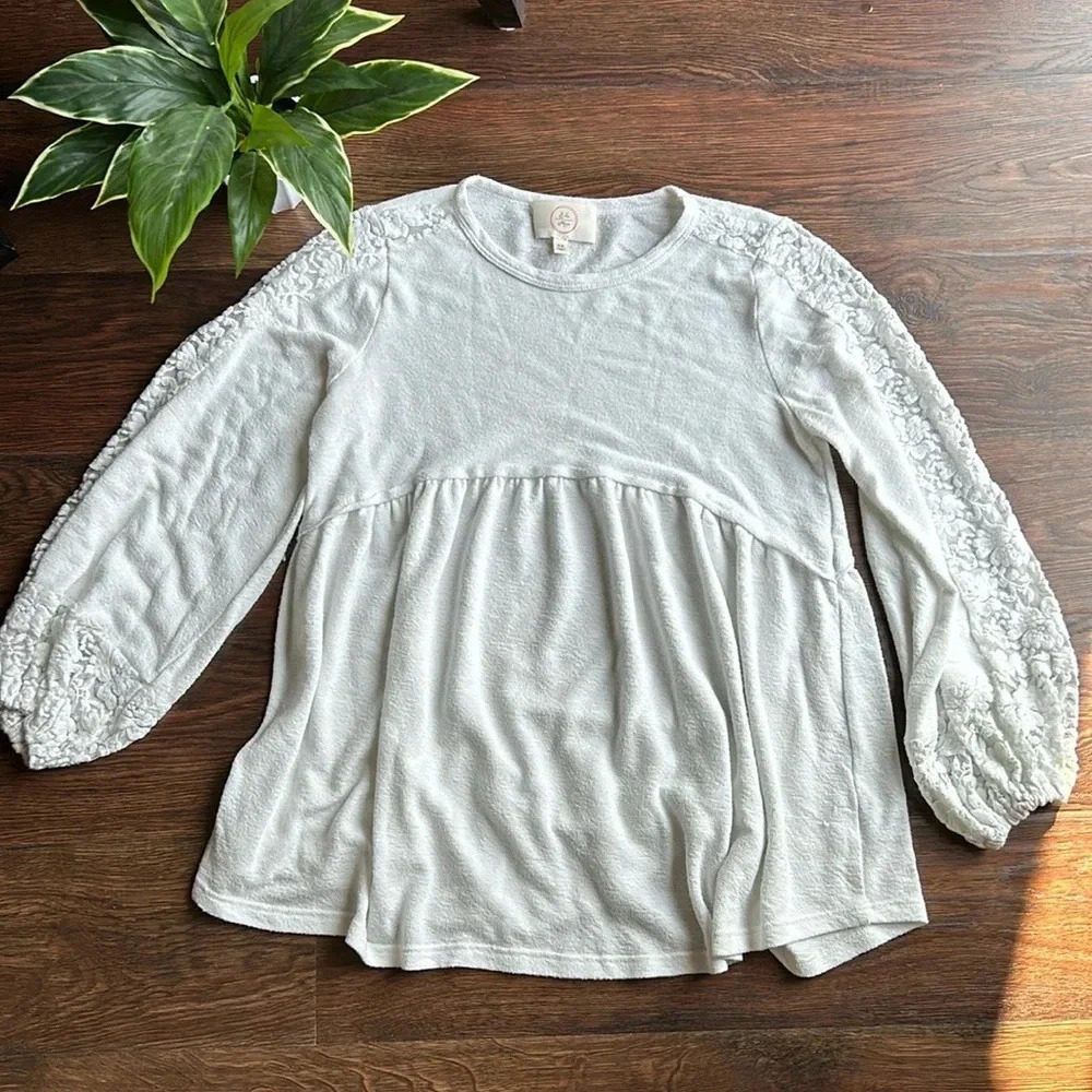 Anthropologie Ella Mara White Peplum Blouse | Anthropologie Blouse | Lace